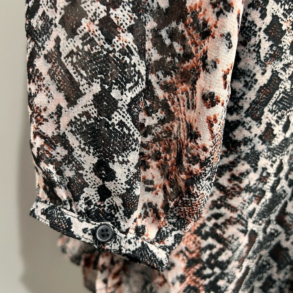 Chic Multicolor Patterned Dress - Picture 14 of 15